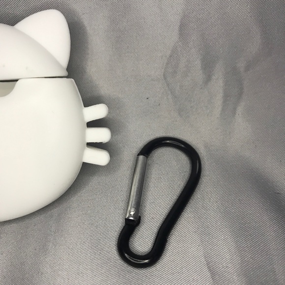 Cute Kitty Cat Rubber Silicone AirPods 1/2 Pro Series Holder - Picture 4 of 5